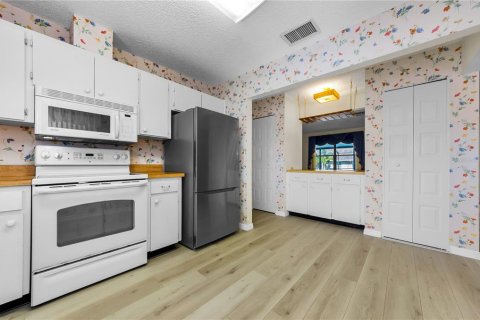 Villa ou maison à vendre à Sun City Center, Floride: 2 chambres, 143.07 m2 № 1911155 - photo 5