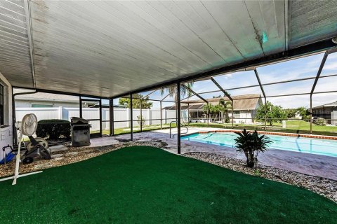 Villa ou maison à vendre à Sun City Center, Floride: 2 chambres, 143.07 m2 № 1911155 - photo 24