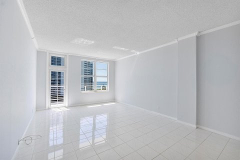 Copropriété à louer à Boca Raton, Floride: 1 chambre, 91.51 m2 № 2178208 - photo 2