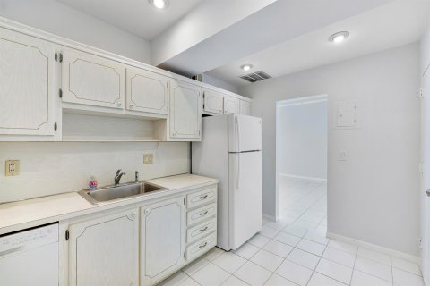 Copropriété à louer à Boca Raton, Floride: 1 chambre, 91.51 m2 № 2178208 - photo 10