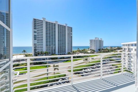 Copropriété à louer à Boca Raton, Floride: 1 chambre, 91.51 m2 № 2178208 - photo 17