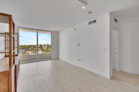 Copropriété à vendre à Boynton Beach, Floride: 1 chambre, 64.2 m2 № 2190501 - photo 3