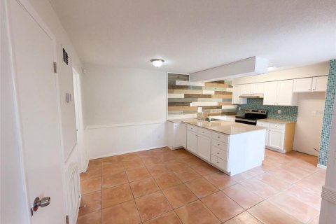 Touwnhouse à vendre à Melbourne Beach, Floride: 2 chambres, 106.65 m2 № 2418990 - photo 9