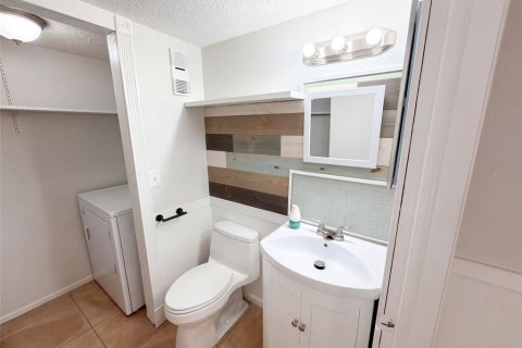 Touwnhouse à vendre à Melbourne Beach, Floride: 2 chambres, 106.65 m2 № 2418990 - photo 16