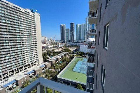 Copropriété à louer à Miami, Floride: 2 chambres, 84.91 m2 № 1875038 - photo 9