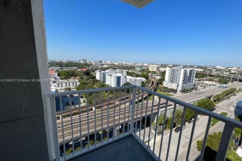 Copropriété à louer à Miami, Floride: 2 chambres, 84.91 m2 № 1875038 - photo 8