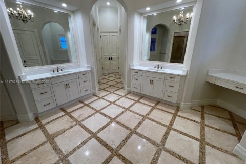 Casa en venta en Palm Beach Gardens, Florida, 4 dormitorios, 398.74 m2 № 1974834 - foto 26