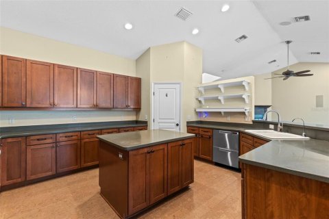 Casa en venta en Yalaha, Florida, 3 dormitorios, 216.46 m2 № 1873651 - foto 19