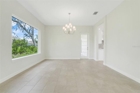 Casa en venta en Palm Coast, Florida, 4 dormitorios, 251.95 m2 № 1650910 - foto 18