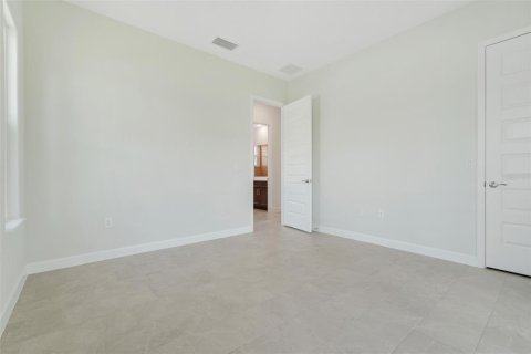 Casa en venta en Palm Coast, Florida, 4 dormitorios, 251.95 m2 № 1650910 - foto 30