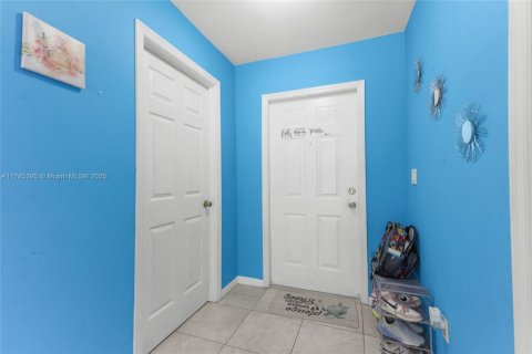 Commercial property in Lehigh Acres, Florida № 1741636 - photo 24