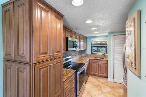 Condominio en venta en Ormond Beach, Florida, 2 dormitorios, 86.96 m2 № 2205111 - foto 12