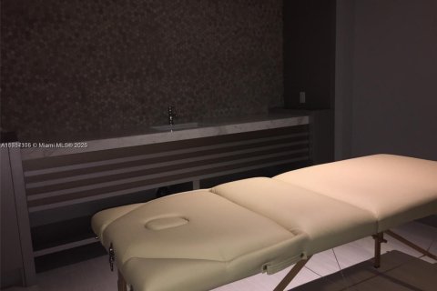 Copropriété à vendre à Doral, Floride: 2 chambres, 89.28 m2 № 1977809 - photo 22