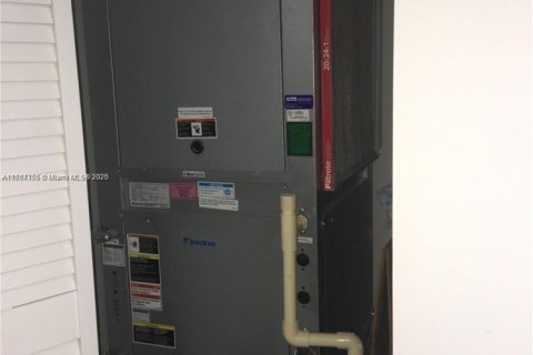 Copropriété à vendre à Doral, Floride: 2 chambres, 89.28 m2 № 1977809 - photo 10