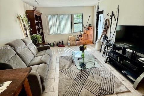 Купить кондоминиум в Форт-Лодердейл, Флорида 2 спальни, 78.97м2, № 1957251 - фото 20