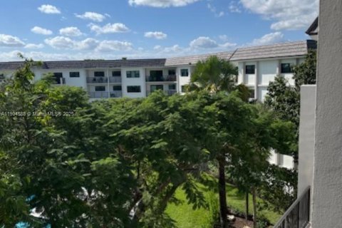 Купить кондоминиум в Форт-Лодердейл, Флорида 2 спальни, 78.97м2, № 1957251 - фото 29