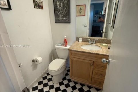 Купить кондоминиум в Форт-Лодердейл, Флорида 2 спальни, 78.97м2, № 1957251 - фото 17