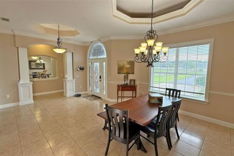 House in Auburndale, Florida 4 bedrooms, 360 sq.m. № 1912217 - photo 7