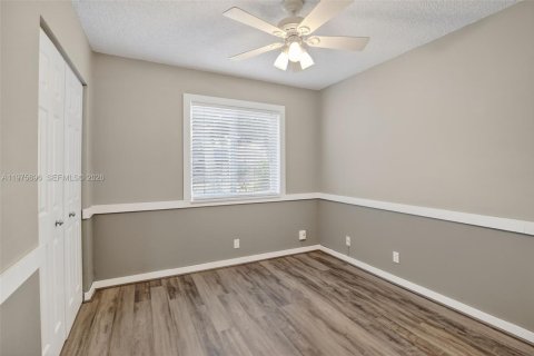 Купить виллу или дом в Санрайз, Флорида 4 спальни, 153.94м2, № 2044393 - фото 20