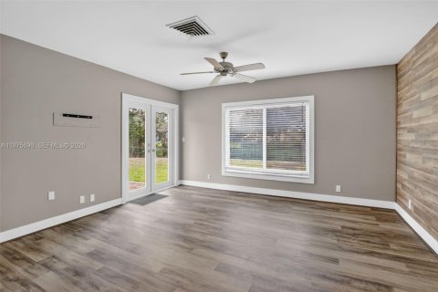 Купить виллу или дом в Санрайз, Флорида 4 спальни, 153.94м2, № 2044393 - фото 12