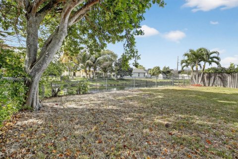 Купить виллу или дом в Санрайз, Флорида 4 спальни, 153.94м2, № 2044393 - фото 29