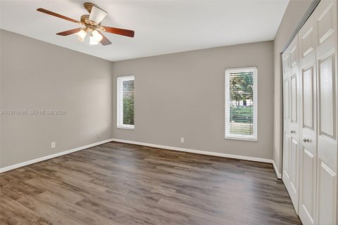 Купить виллу или дом в Санрайз, Флорида 4 спальни, 153.94м2, № 2044393 - фото 15