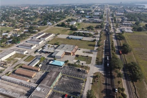 Commercial property in Lake Placid, Florida 896.51 sq.m. № 2123546 - photo 3