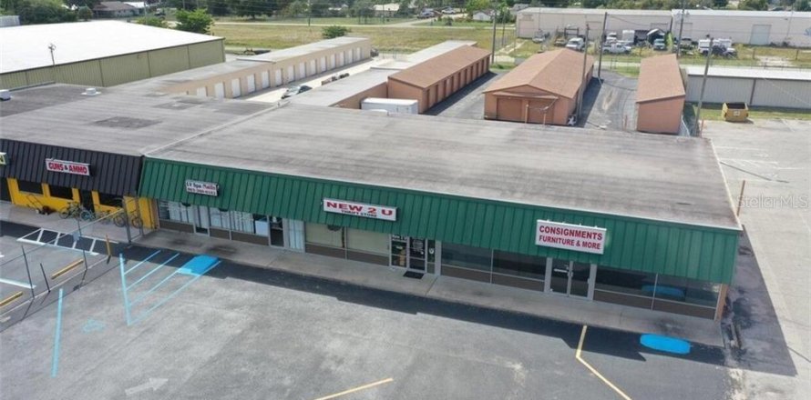 Commercial property in Lake Placid, Florida 896.51 sq.m. № 2123546
