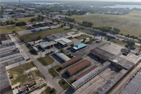 Commercial property in Lake Placid, Florida 896.51 sq.m. № 2123546 - photo 4