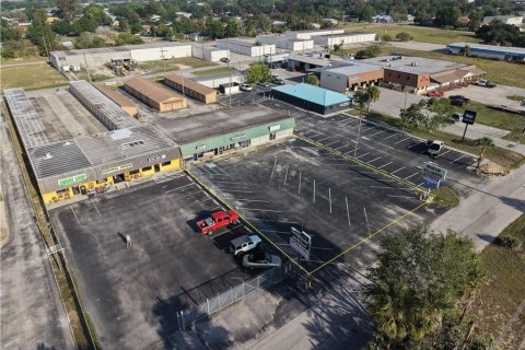 Commercial property in Lake Placid, Florida 896.51 sq.m. № 2123546 - photo 5