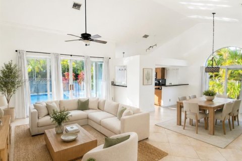 Villa ou maison à vendre à Weston, Floride: 3 chambres, 165.18 m2 № 2087856 - photo 8