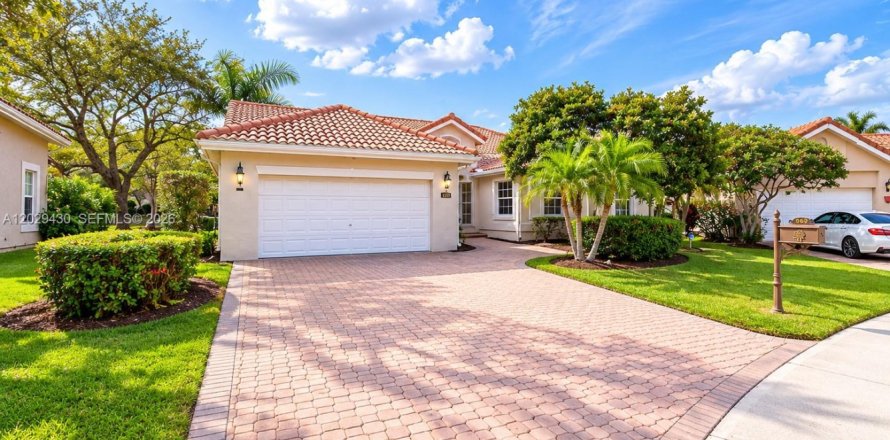 Villa ou maison à Weston, Floride 3 chambres, 165.18 m2 № 2087856
