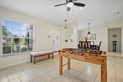 House in Port St. Lucie, Florida 4 bedrooms, 200.48 sq.m. № 2391969 - photo 11