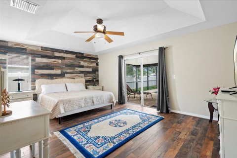 House in Port St. Lucie, Florida 4 bedrooms, 200.48 sq.m. № 2391969 - photo 12