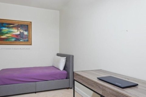 Condo in Aventura, Florida, 2 bedrooms  № 1716110 - photo 19