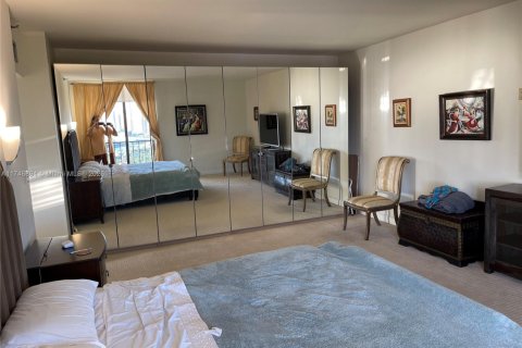 Condo in Aventura, Florida, 2 bedrooms  № 1716110 - photo 29