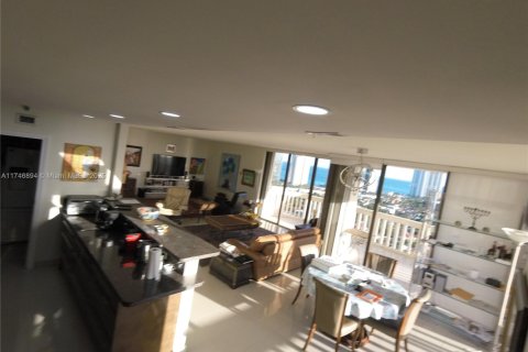 Condo in Aventura, Florida, 2 bedrooms  № 1716110 - photo 4