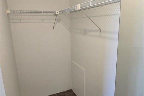Condo in New Port Richey, Florida, 2 bedrooms  № 1846511 - photo 13