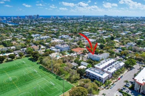 Condominio en venta en Fort Lauderdale, Florida, 2 dormitorios, 77.11 m2 № 1702244 - foto 27