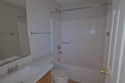 Casa en venta en Winter Haven, Florida, 4 dormitorios, 153.75 m2 № 2384090 - foto 22