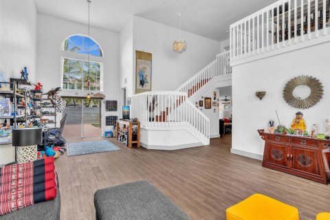 House in Miramar, Florida 5 bedrooms, 313.82 sq.m. № 2068371 - photo 7