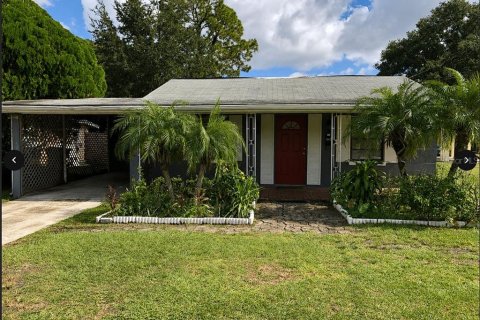 House in Winter Park, Florida 3 bedrooms, 124.86 sq.m. № 2283445