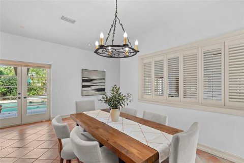 Villa ou maison à vendre à Tampa, Floride: 4 chambres, 550.91 m2 № 2223359 - photo 24