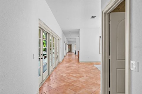 Villa ou maison à vendre à Tampa, Floride: 4 chambres, 550.91 m2 № 2223359 - photo 16