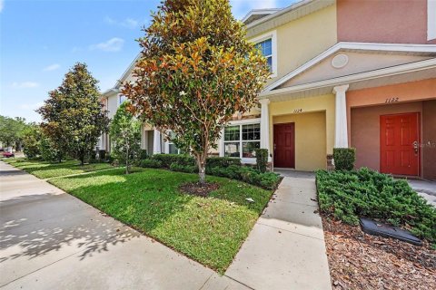 Touwnhouse à vendre à Wesley Chapel, Floride: 2 chambres, 146.88 m2 № 2095288 - photo 2
