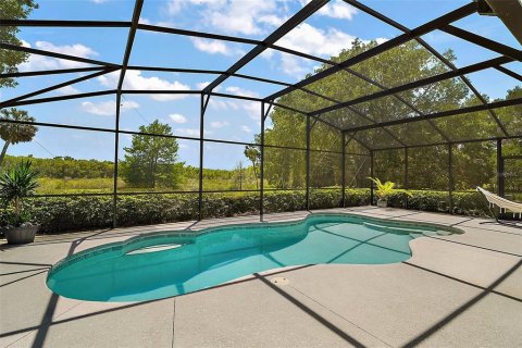 House in Umatilla, Florida 3 bedrooms, 224.08 sq.m. № 1648221 - photo 24