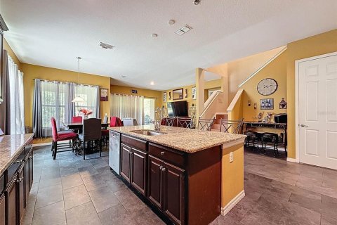 House in Wesley Chapel, Florida 4 bedrooms, 280.75 sq.m. № 1755499 - photo 23