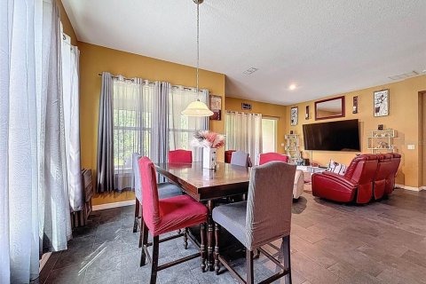 House in Wesley Chapel, Florida 4 bedrooms, 280.75 sq.m. № 1755499 - photo 24