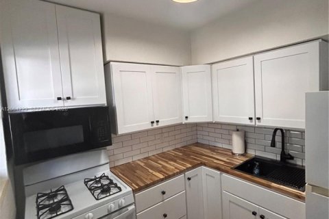 Copropriété à louer à Miami Beach, Floride: 2 chambres, 68.75 m2 № 2170495 - photo 5