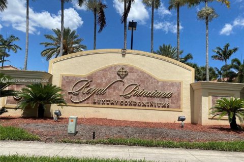 Condo in Pompano Beach, Florida, 1 bedroom  № 1713552 - photo 1